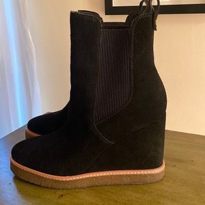 Steve Madden suede wedge bootie. SALE!